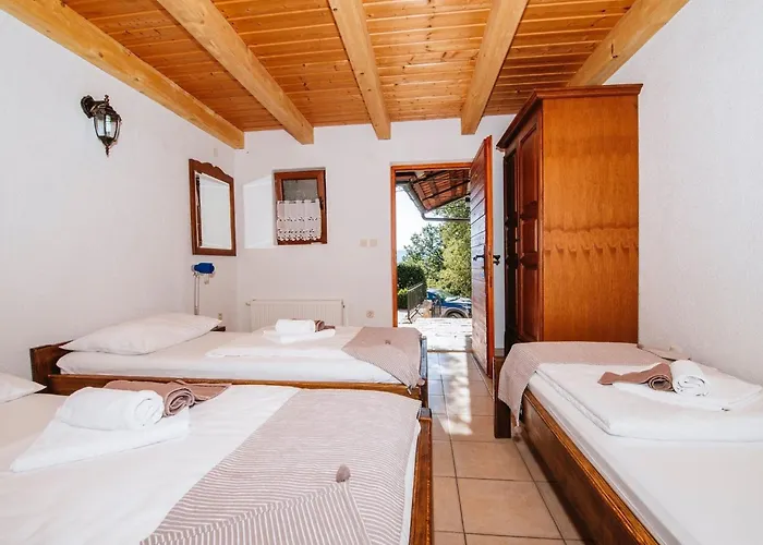 Nyaraló My Dalmatia - Jucinovi Dvori With Private Pool And Sauna Starigrad-Paklenica