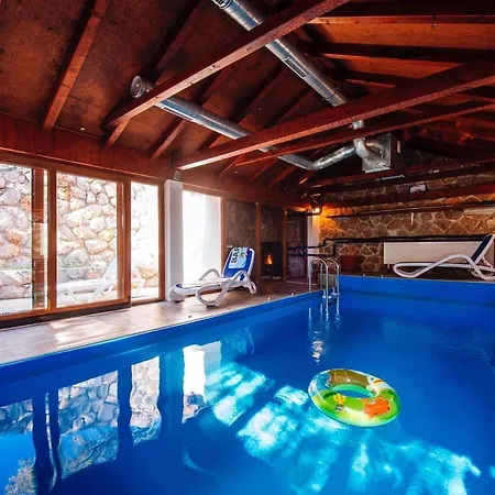 My Dalmatia - Jucinovi Dvori With Private Pool And Sauna Prázdninový dům *