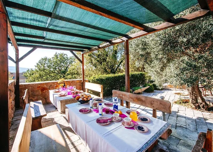 My Dalmatia - Jucinovi Dvori With Private Pool And Sauna Дом отдыха *
